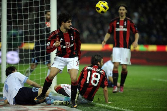 轻运动员中 轻运动员中