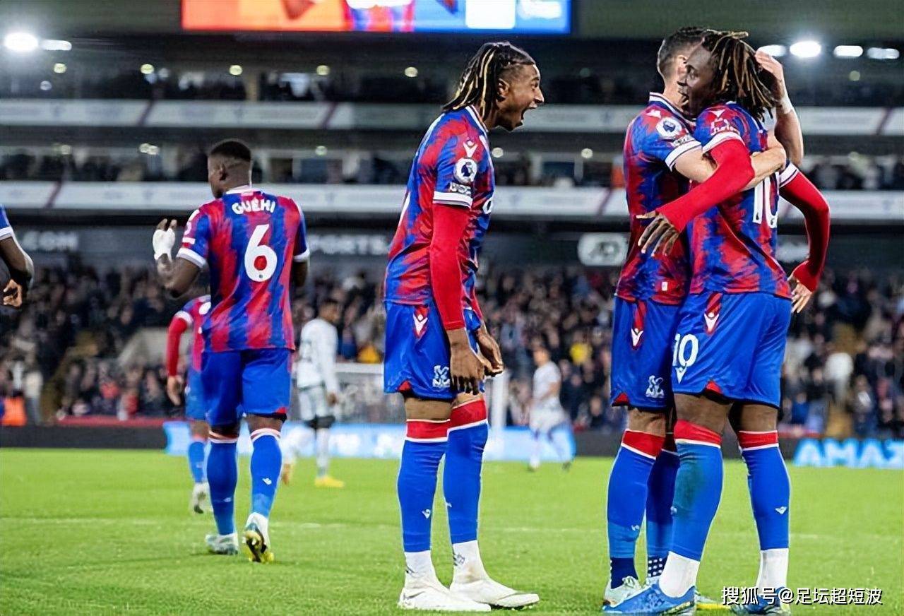 进球背后的 进球背后的