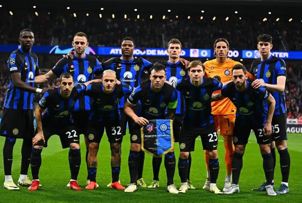 年轻阵容的 年轻阵容的