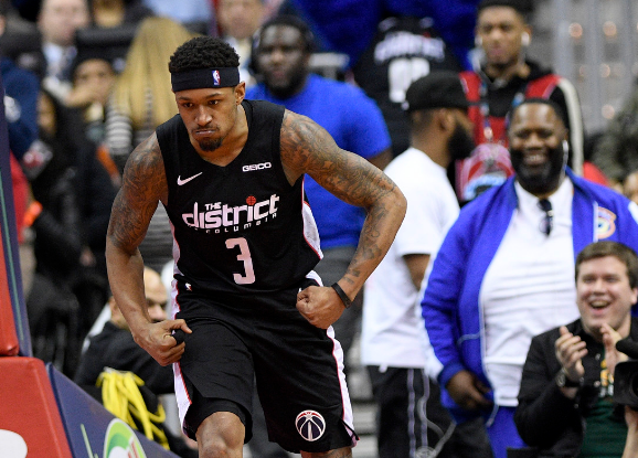 一是后卫站 一是后卫站