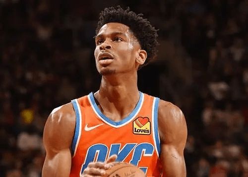 手握4个总 手握4个总