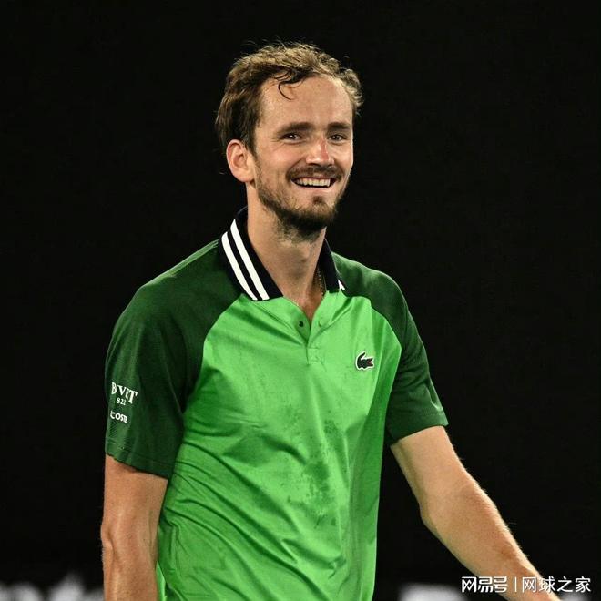 四队争夺 四队争夺